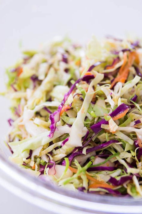 No Mayo Coleslaw, Pbs Food, Coleslaw Dressing, Resep Salad, Cole Slaw, Slaw Recipes, Coleslaw Recipe, Lemon Recipes, Dressing Recipe