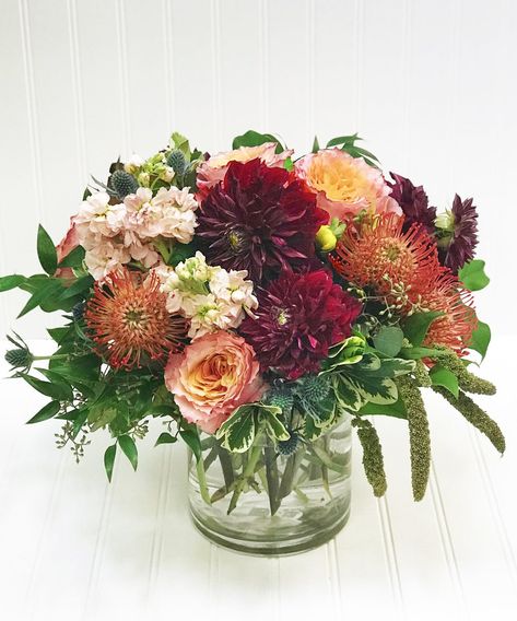 Fall Table Floral Arrangements, Autumn Flowers Arrangements, Thanksgiving Flower Centerpieces Table, Sunset Floral Arrangement, Small Fall Floral Arrangements, Fall Floral Arrangements For Home, Sunset Tablescape, Fall Floral Arrangements Centerpiece, Fall Floral Arrangements Wedding