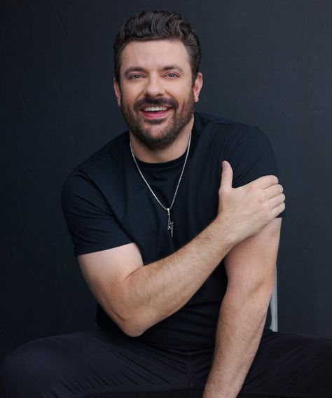 Chris Young Songs, Best Party Songs, Chris Young Music, Jj Lin, Male Artists, Shower Pics, Party Songs, Chris Young, Male Artist