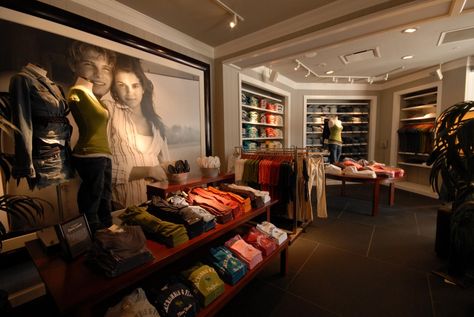 Hollister Store, Retail Fixtures, Preppy Mens Fashion, Store Interiors, Retail Store Design, Building Exterior, Slat Wall, Store Interior, Reclaimed Barn Wood