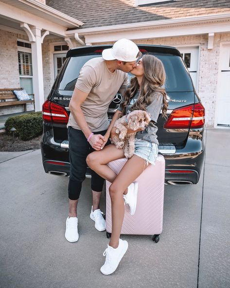 Instagram Roundup – Southern Curls & Pearls Caitlin Covington, Southern Curls And Pearls, Pink Luggage, Trainers Outfit, Country Couples, Bathing Suit Top, I Can't Wait, Late Summer, Inspirational Women