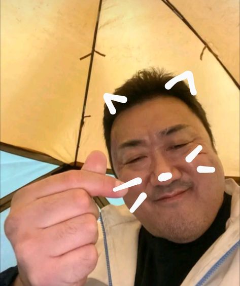 He's so babygirl <33 Ma Dong Seok Wallpaper, Ma Dong Seok, Dong Seok, Chubby Men, Korean Stickers, Funny Emoji, Actor Picture, Man And Dog, Cute Patterns Wallpaper