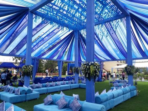 Photo of Vibrant and bright blue decor settings Blue Indian Wedding, Shadi Decor, Indian Beach Wedding, Sangeet Decoration, Wedding Tent Decorations, Cosy Decor, Carnival Decorations, Wedding Decor Photos, Wedding Background Decoration