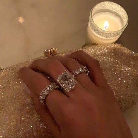 Expensive Jewelry Luxury, Dope Jewelry, Classy Jewelry, Expensive Jewelry, Girly Jewelry, Dream Jewelry, Jewelry Inspo, Pretty Jewellery, Piercing Jewelry