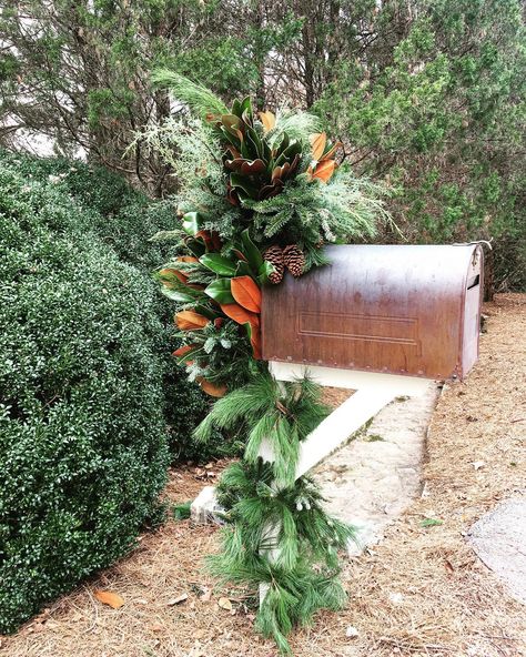 Mailbox Decorations For Christmas, Witchy Room Aesthetic, Mailbox Installation, Christmas Mailbox Decorations, Fall Dining Room Table, Custom Mailbox, Fall Backgrounds Iphone, Leyland Cypress, Mailbox Bow