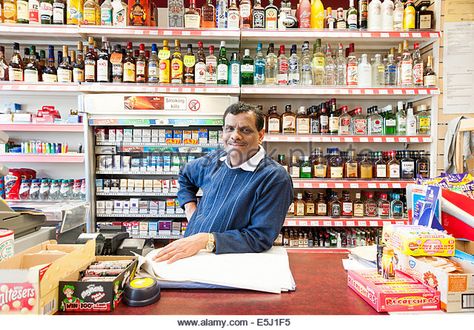 Oxford City, Hampshire England, Hackney London, Punta Arenas, Corner Shop, Village Shop, Liverpool Street, Shop Fronts, Great Western