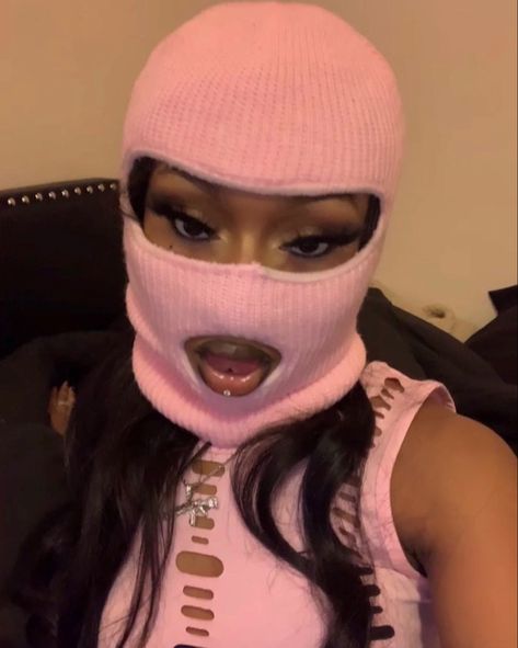 Ski Mask Aesthetic, Pink Balaclava, Baddie Pics, Mask Aesthetic, With Nails, Halloween Costumes Makeup, Ski Mask, Costume Makeup, Bad Girl