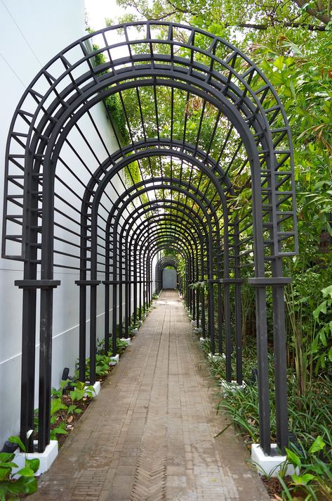 The Siam Hotel, English Garden Design, Garden Arbor, Garden Arches, Side Garden, Outdoor Gardens Design, Backyard Garden Design, Garden Trellis, Garden Structures