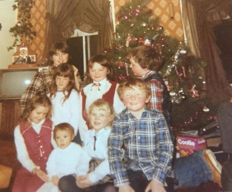 Christmas in the '80s was the best decade and here's why. 1980s Christmas Aesthetic, 1980 Christmas Decorations, 80s Christmas Photos, 1980s Christmas Nostalgia, Christmas In The 80s, Christmas 80s, 80s Christmas Outfit, 80s Christmas Decorations, 80s Christmas Aesthetic