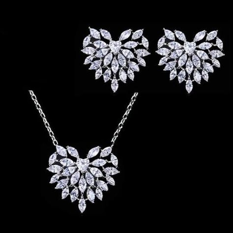 Glitter Fashion, Earrings And Necklace Set, Diamond Pendant Sets, Romantic Heart, Cubic Zirconia Earrings, Heart Shape Pendant, Zirconia Earrings, Cz Earrings, Royal Jewelry