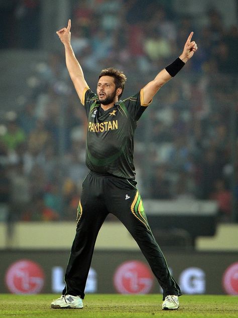 Shahid Afridi HD Wallpapers | HD Pictures of Shahid Afridi - HD Photos Shahid Afridi Hd Wallpaper, Muhammad Hasnain, Pakistani Cricket Team, Salman Shah, Wahab Riaz, Sarfaraz Ahmed, Fakhar Zaman, Cricket Uniforms, Shaheen Shah Afridi