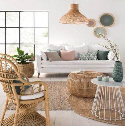 Tendance Scandicraft : 22 idées pour adopter ce style de déco Pastel Colors Living Room, Pastel Living Room, Deco Pastel, Pastel Interior, Pastel Home Decor, Pastel House, Pastel Room, Salon Interior Design, Style Deco