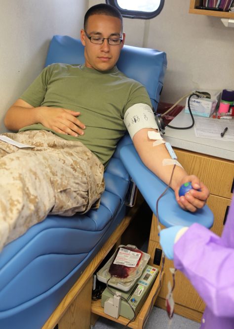 Cpl. Manuel Cedillo, supply specialist, 2nd Assault Amphibian Battalion, 2nd Marine Division, waits patiently while he donates blood aboard Marine Corps Base Camp Lejeune, June 13. The battalion’s medical staff contacted the Naval Hospital Camp Lejeune’s Blood Donor Center and hosted an Armed Services Blood Program blood drive to help with the increasing demand for blood donations in the military. Marine Son, Army Medic, Army Couple Pictures, Fake Ft Call, Camp Lejeune, Army Nurse, Army Couple, Blood Drive, Medical Photos