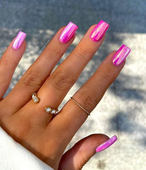 35 Classic Nails to Inspire You Hot Pink Prom Nails, Hot Pink Chrome Nails, Fake Acrylic Nails, Pink Chrome Nails, Prom Nail, Elegant Nail, Hot Pink Nails, Prom 2024, Pink Chrome