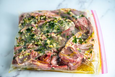 Grilled Greek Style Lamb Chops - The Genetic Chef Greek Style Lamb, Lamb Chops Marinade, Grilled Lamb Chop Recipes, Lamb Marinade, Bbq Lamb, Lamb Loin Chops, Marinated Lamb, Lamb Loin, Grilled Lamb Chops