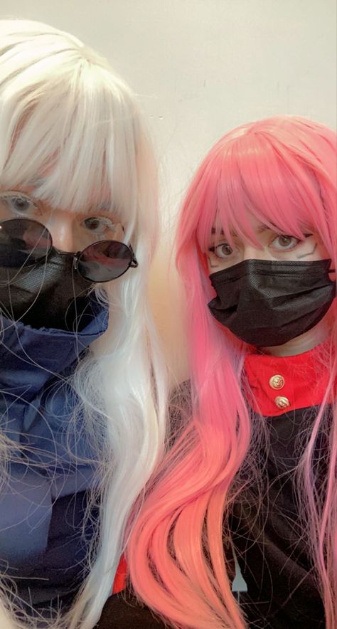 Duo Cosplay Anime, Cosplayer Aesthetic, Duo Cosplay, Anime Costumes Halloween, Jjk Cosplay, Female Cosplay Ideas, Gojo Cosplay, Cosplay Convention, Cosplay Ideas Women