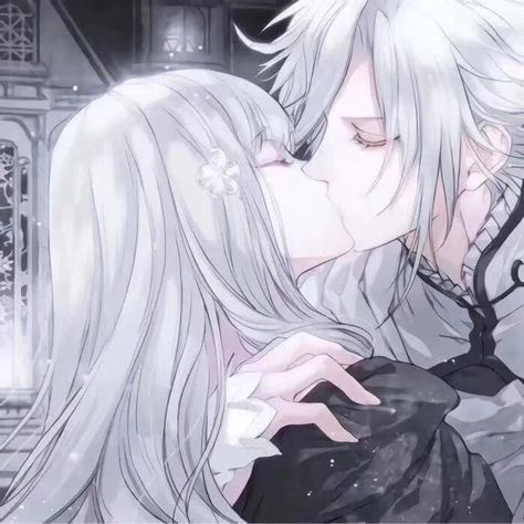 White Hair And Black Hair Couple, White Hair Anime Matching Pfp, White Haired Couple Aesthetic, Tomoe And Mizuki Matching Icons, White Hair Aesthetic Anime, Matching Christmas Pfp Friends, Couple Cosplay, Cute Couple Dp, Best Anime Couples