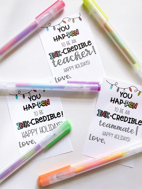 The perfect gift tag to attached to a pen or package of pens for a teacher, teammate or other! Three different sayings in two color schemes! -You Hap-pen to be an ink-credible teacher! -You Hap-pen to be an ink-credible teammate! -You Hap-pen to be ink-credible! Digital download easy to print, cut, and tape onto your favorite pen! Pen Gift Tag, Two Color Schemes, Student Gift Tags, Teacher Holiday Gifts, Teacher Appreciation Gifts Diy, Flair Pens, Teacher Gift Tags, Teacher Valentine Gifts, Valentines Gift Tags