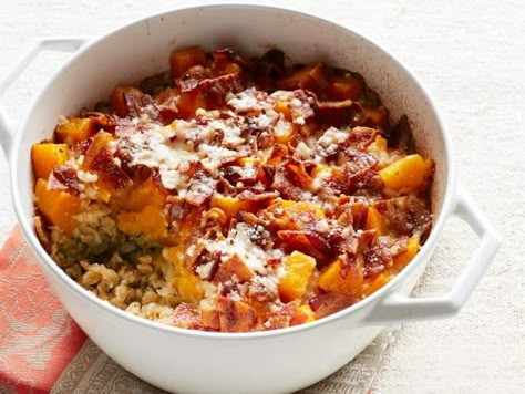 Get Baked Farro and Butternut Squash Recipe from Food Network Farro And Butternut Squash, Baked Farro, Farro Recipes, Salad Dinner, Ina Garten Recipes, Bacon Recipe, Squash Recipe, Food Network Canada, Butternut Squash Recipes