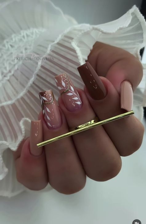 November Nails Coffin, November Nails Acrylic, Marron Nail Ideas, Fall Nails Ideas Autumn Square, Girls Nail Designs, Nail Salon Design, Long Acrylic Nail Designs, Thanksgiving Nails, Neutral Nails