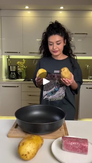 52K views · 598 reactions | Kumpir 🥔 #bakedpotato #shorts 😋🥛🥙🌮🍟 | Yemek Söyle | Yemek Söyle · Original audio Healthy Potato Recipes, Amazing Food Videos, Food Vids, Food Recepie, Easy Cooking Recipes, Food Videos Cooking, Interesting Food Recipes, Quick Dinner, Easy Cooking