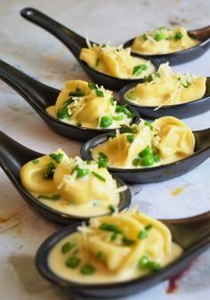 Tortellini Alfredo, Summer Desserts Easy Healthy, Canapes Recipes, Life Is A Party, Mini Appetizers, Healthy Summer Desserts, Party Life, Easy Summer Desserts, Appetizer Bites