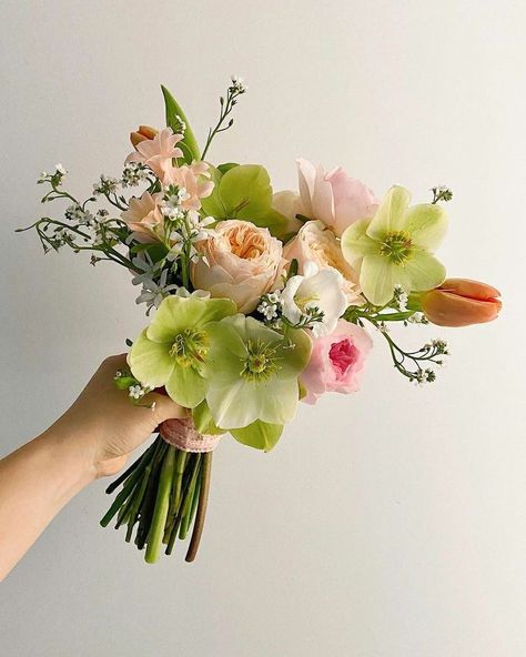 Small Wedding Bouquets, Prom Bouquet, Tulip Wedding, Pastel Bouquet, Ikebana Flower Arrangement, Bridal Bouquet Flowers, Boquette Flowers, Prom Flowers, Colorful Bouquet