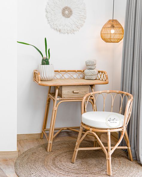 Rattan Vanity Chair, Small Chairs For Bedroom, Boho Desk Chair, Rattan Furniture Bedroom, Hotel Makeover, Bamboo Beds, Rattan Aesthetic, Spanish Vacation, Rattan Bedroom Furniture