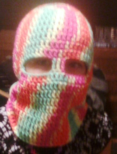 angelzgrammy: Free Fruit Ninja (Ski) Mask Crochet Pattern - child size but can be made bigger with larger hook. Ski Mask Crochet, Mask Crochet Pattern, Ski Crochet, Mask Crochet, Red Heart Super Saver Yarn, Crochet Mask, Crochet Kids Hats, Free Fruit, Kids Skis