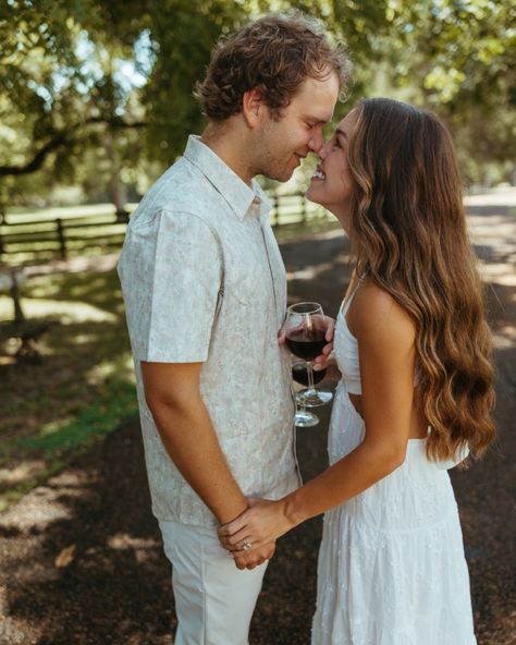 Clare & Jake featuring their favorite bottle of wine 🍷🍇 You can always count me in for a winery engagement session! Vineyard Engagement Shoot, Winery Photoshoot, Wine Engagement Photos, Winery Engagement Photos, Proposal Pictures, Engagement Picture Outfits, Tennessee Wedding, Picture Outfits, Wine Tasting