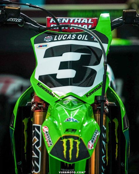 Eli Tomac, Kawasaki Dirt Bikes, Kawasaki Motorcycle, Estilo Cholo, Mx Bikes, Cool Dirt Bikes, Motorcross Bike, Motorcycle Dirt Bike, Fox Logo