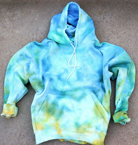 Beach Pullover, Watercolor Tie Dye, Bleached Flannel Shirt, Tie Dye Hair, Earth Green, Teal Tie, Summer Watercolor, Tie Dye Crafts, Pink Flannel