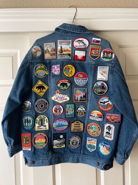 15 Fab Stagecoach Outfit Ideas You Must Try Travel Jacket Patches, Sweaters With Patches, Denim Jacket Craft Ideas, Iron On Patch Jean Jacket, Diy Patch Denim Jacket, Denim Jacket Patches Inspiration, Denim Jacket Patches Aesthetic, Patches Jean Jacket, Denim Jacket With Patches Diy