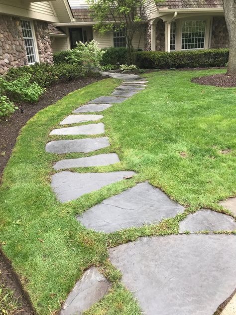 Sidewalk Stepping Stones, Flagstone Walking Path, Natural Flagstone Walkway, Pathway Stepping Stones, Square Stone Walkways Paths, Stone Path Landscaping, Flat Stone Pathway, Flagstone Pathway To Front Door, Natural Stepping Stone Pathway