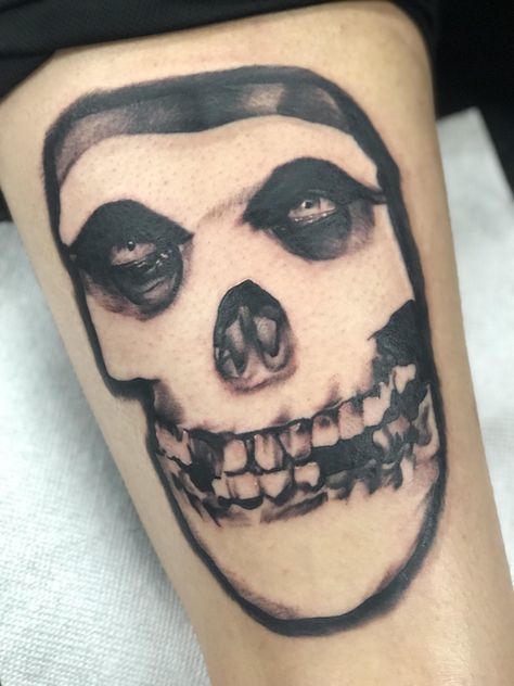 Misfits skull I did Misfits Skull Tattoo, Misfits Tattoo, Misfits Skull, R Tattoo, Horror Tattoo, Dark Art Tattoo, Professional Tattoo, S Tattoo, Body Mods