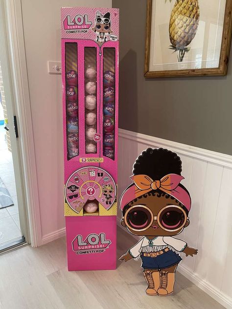 Lol Themed Party, Lol Surprise Dolls Party Decorations, Lol Surprise Party Favors, Lol Surprise Dolls Party Ideas Outfit, Lol Doll Party Ideas, Lol Birthday Theme, Lol Theme Birthday Party, Lol Party Favors, Lol Party Ideas