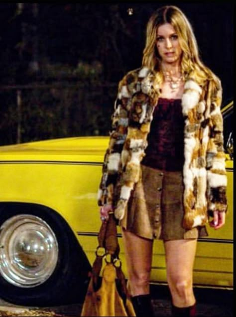 Trailer Park Pretty Outfits, Sheri Moon Zombie Outfits, Rob Zombie Aesthetic, Rob Zombie And Sheri Moon, Trailer Park Pretty, Sherri Moon Zombie, Nikki Johnson, Rob Zombie Film, Apocalypse Oc