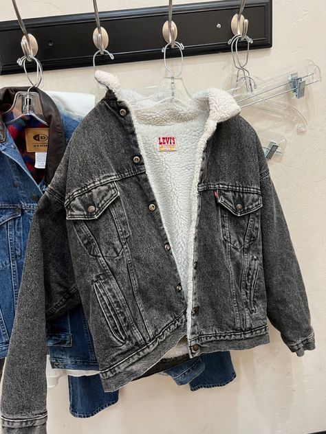 80’s Vintage Levis Sherpa Trucker Jacket Levis Sherpa Jacket, Levis Sherpa, Vest Patterns, Vintage Levis Denim Jacket, Sherpa Trucker Jacket, Levis Denim Jacket, Vest Pattern, Levis Denim, Sherpa Jacket