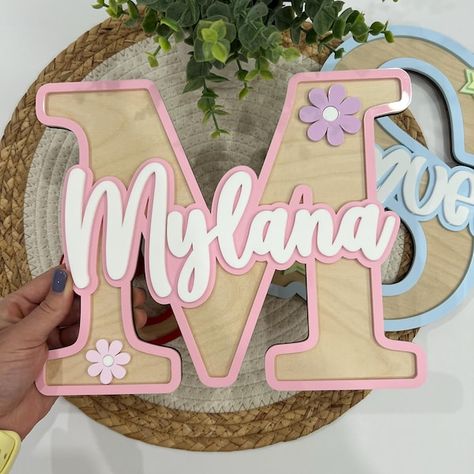 YilyHdzCreationss - Etsy Door Name Signs, Kids Door Signs, Kids Door, Woman Costumes, Kids Room Sign, Backdrops Kids, Kids Playroom Decor, Mdf Crafts, Hanger Design