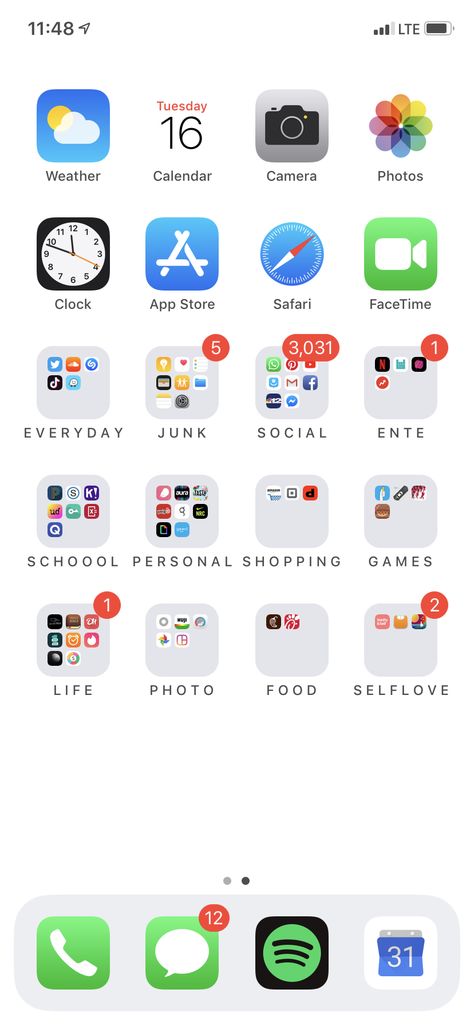 Home Screen Folder Names, Aesthetic White Lockscreen, Folder Names Ideas, White Lockscreen, Organize Apps, Phone Edits, Organize Apps On Iphone, Organize Phone, Phone Organisation