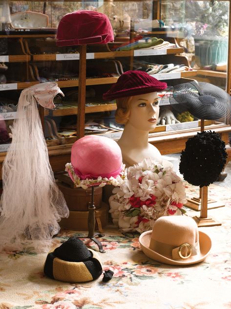 . Antique Hats, Hat Display, Vintage Millinery, Ladies Hats, The Mad Hatter, Trendy Hat, Hat Boxes, Love Hat, Wearing A Hat