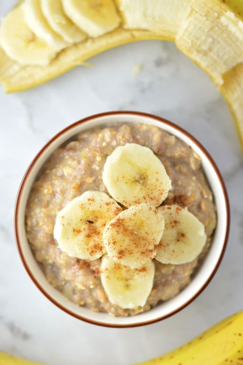 Banana Cinnamon Oatmeal One Ripe Banana, Easy Oatmeal Recipes, Quick Oatmeal, Nutrition Food, Cinnamon Oatmeal, Banana Oats, Banana Oatmeal, 140 Pounds, Cinnamon Banana