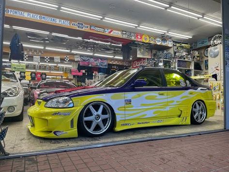 2000s Tuner Cars, Honda 2000, Import Tuner, Honda Civic Car, Tokyo Drift Cars, Civic Car, Japanese Sports Cars, Best Jdm Cars, Racing Car Design