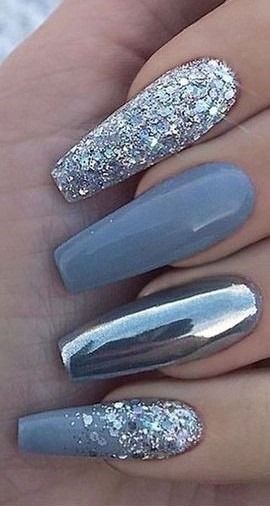 Acrylic Nails Chrome, Nails Grunge, Blue And Silver Nails, Marley Braids, Chrome Nails Designs, Girl Nails, February Nails, Silver Nail, Long Nail