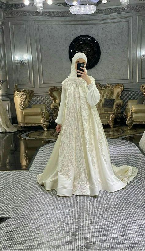 Hijab Wedding Style, Hijabi Wedding Dress, Muslim Wedding Dress Hijab Bride, Wedding Dress Hijab, Bridal Hijab Styles, Hijabi Brides, Muslimah Wedding Dress, Muslimah Wedding, Fashion Show Dresses