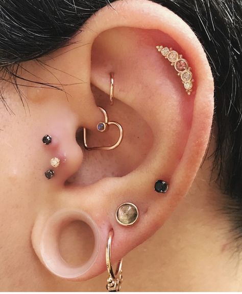 #nosepiercingnearme Relieve Migraine, Migraine Piercing, Bodysuit Tattoos, Auricle Piercing, Daith Piercings, Piercing Conch, Helix Piercings, Smiley Piercing, Piercing Cartilage