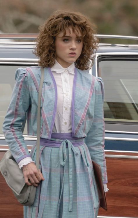 80s Aesthetic Outfits, Stranger Things Cosplay, Stranger Things Outfit, Stranger Things Costume, Stranger Things Season 4, Fashion Decades, Nancy Wheeler, Gamine Style, Outfits Retro