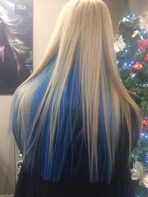 Blonde With Dark Blue Highlights, Blue Under Blonde Hair, Blue And Blonde Hair Ideas, Blonde And Navy Blue Hair, Blonde And Dark Blue Hair, Blue Underneath Hair Blonde, Blue Hair And Blonde, Blonde With Blue Underneath, Dark Blue And Blonde Hair