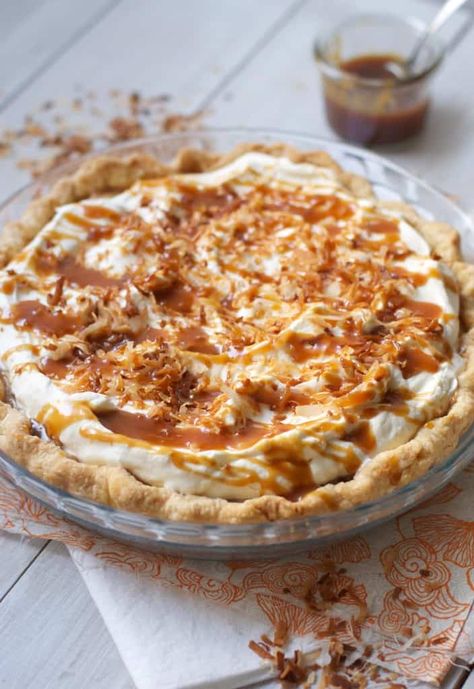 Toasted Coconut Caramel Cream Pie Caramel Cream Pie, Coconut Pie Recipe, Caramel Coconut, Caramel Pie, Caramel Cream, Coconut Pie, Coconut Caramel, Be Awesome, Toasted Coconut