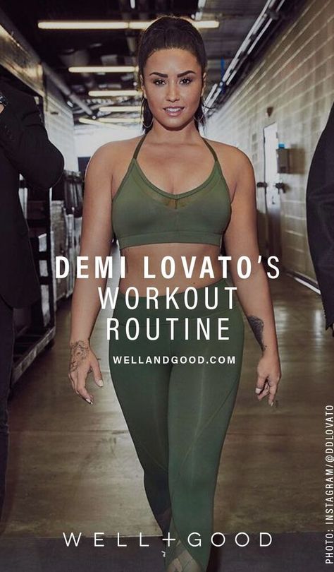 From start to finish, this is how singer-songwriter-actress Demi Lovato motivates her high-intensity, strength-based workout routines. You can copy her morning regimen (and post-workout smoothie), too! Demi Lovato Workout, Fall Reset, Workout Hacks, Celebrity Workout Routine, Celebrity Workouts, Demi Lovato Body, Demi Lovato Style, Pregnancy Fitness, Fit Inspired